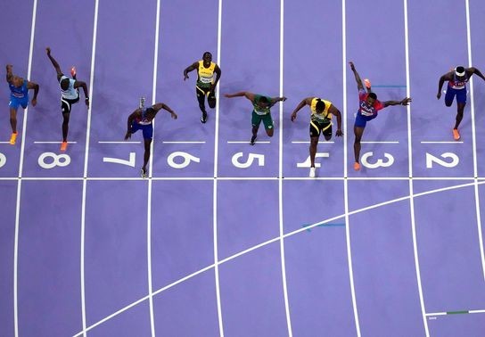 Image for story: US sprinter Noah Lyles wins first Olympic gold in nail-biting men's 100m final