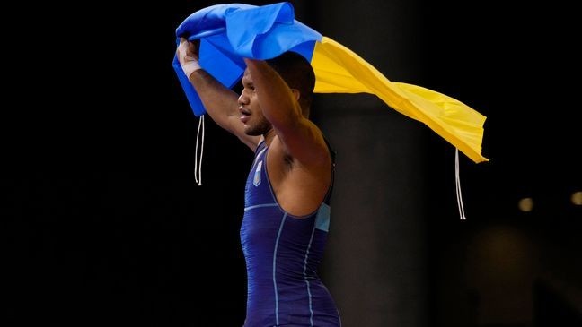 FILE - Ukraine's Zhan Beleniuk celebrates defeating Hungary's Viktor Lorincz during the men's 87kg Greco-Roman wrestling final match at the 2020 Summer Olympics, Wednesday, Aug. 4, 2021, in Chiba, Japan. (AP Photo/Aaron Favila, File)