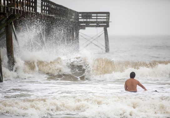 Image for story: Tropical Storm Debby makes second landfall in South Carolina as it moves up the East Coast